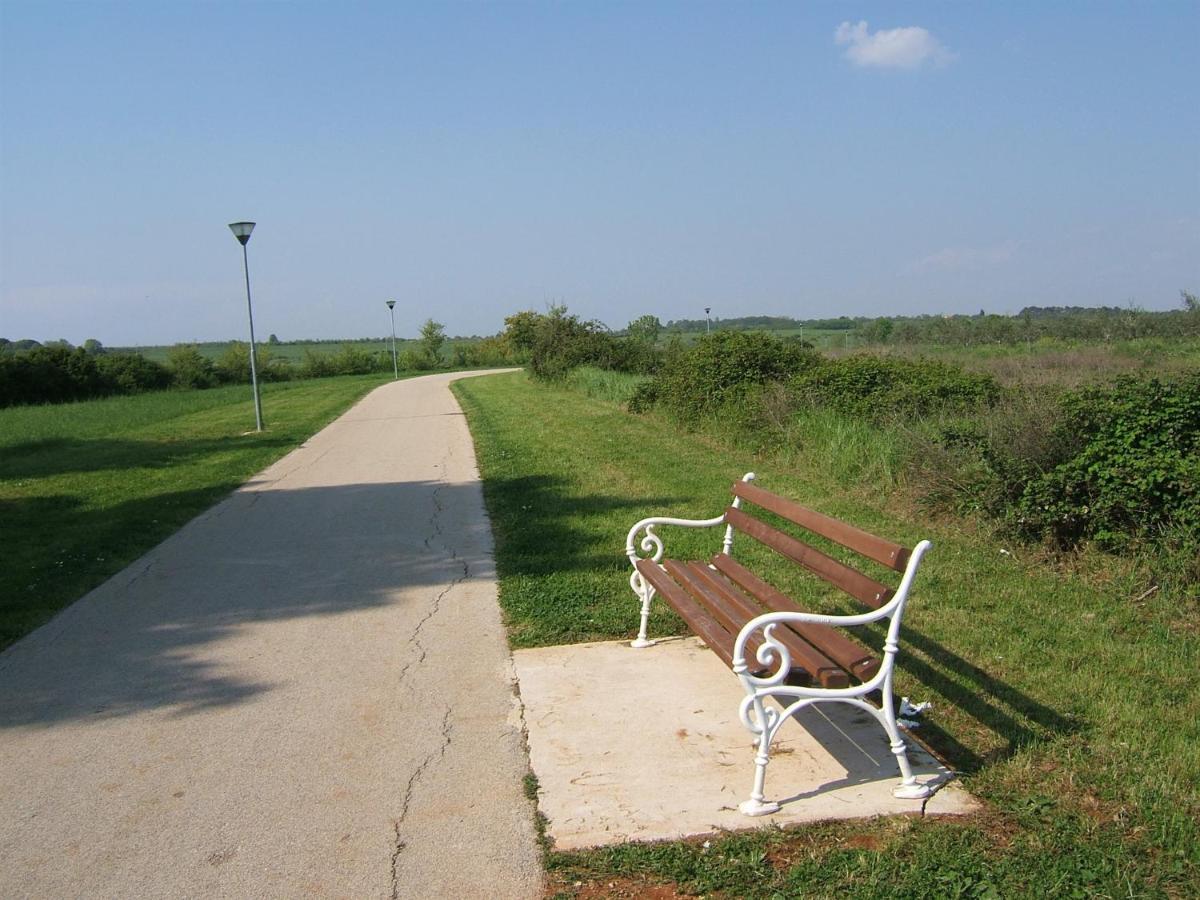 Gianna N2, 600 M From The Beach Novigrad Istria Esterno foto