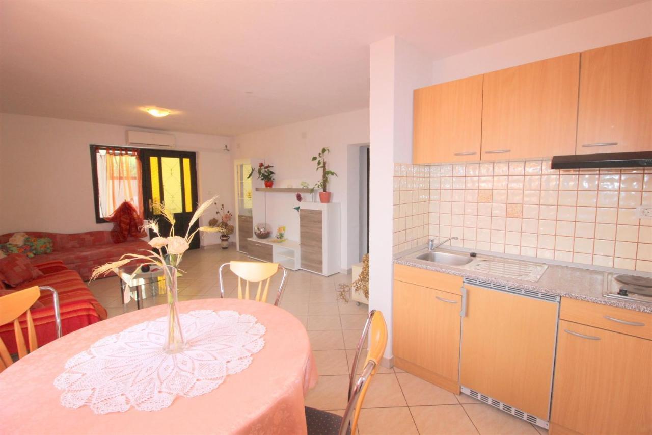 Gianna N2, 600 M From The Beach Novigrad Istria Esterno foto