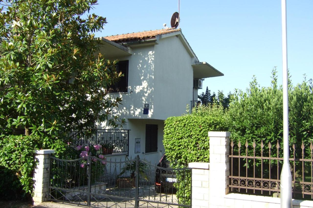 Gianna N2, 600 M From The Beach Novigrad Istria Esterno foto